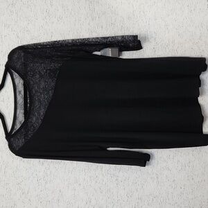 NWT Lace Shoulder 3/4 Sleeve Top